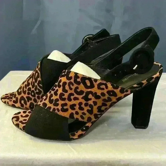 Diane Von Furstenberg Suede & Leather Slingback Sandals - Picture 4 of 6